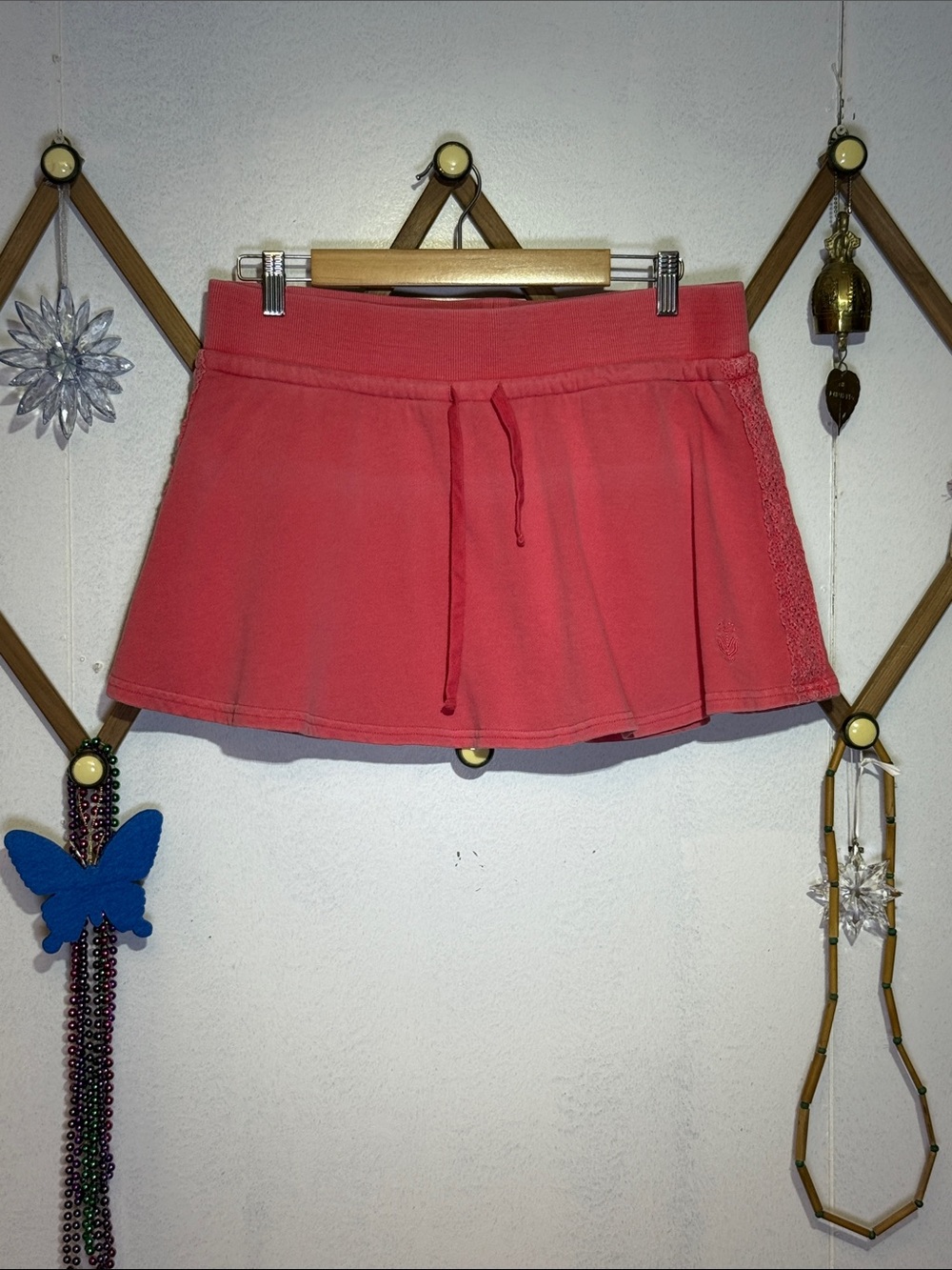 Women’s Coral Pink Athletic Skort with Drawstring Waist - Unbranded